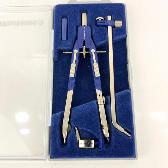 Staedtler Mars #552 4 pc Compass Set - Picture 3 of 3